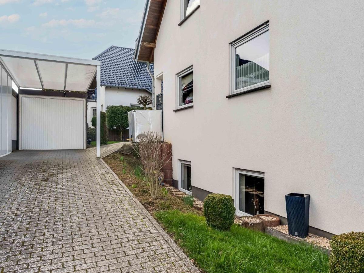 Holiday Home In The Eifel-Mosel With Garden Roes Kültér fotó